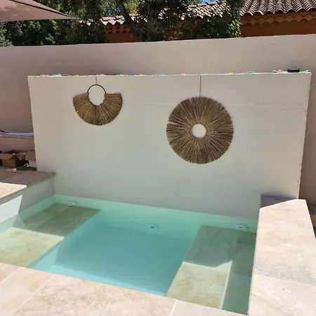 Nyaraló Cosy House *